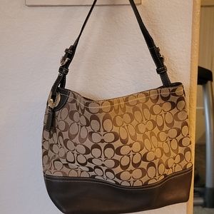 100% real Coach large hobo/bucket bag